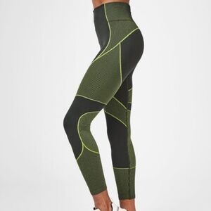 Sweaty Betty London Speedy Seamless 7/8 Running Leggings
